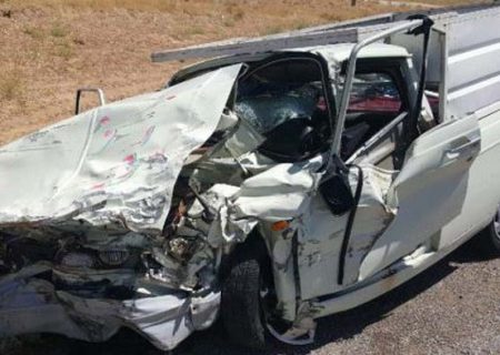 انحراف به چپ خودروی پژو، علت تصادف مرگبار در جاده میناب سیریک بود